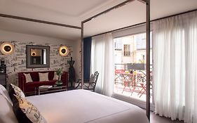 Mom'Art Hotel